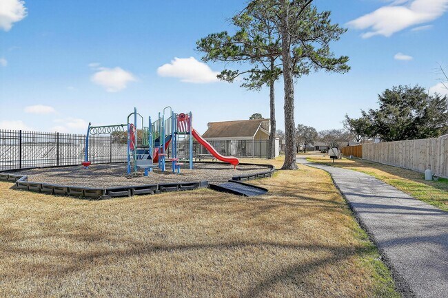 Building Photo - 9514 Marblemount Dr