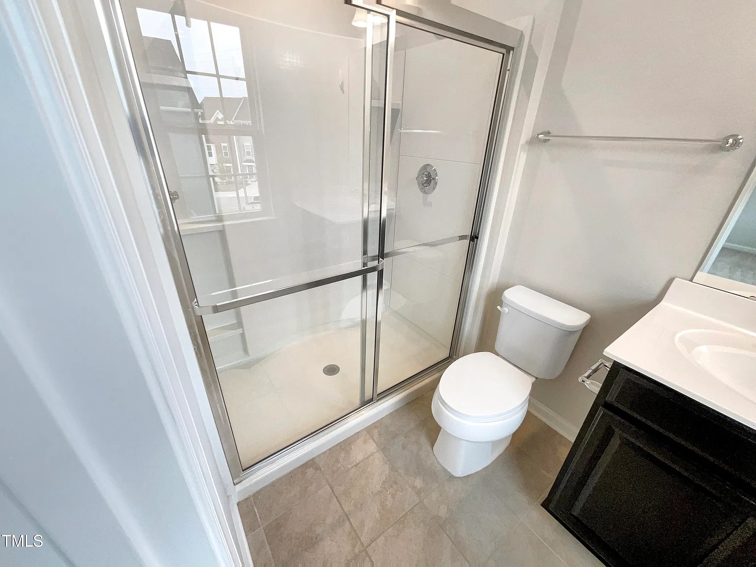 Building Photo - Room in Townhome on Journey Pl