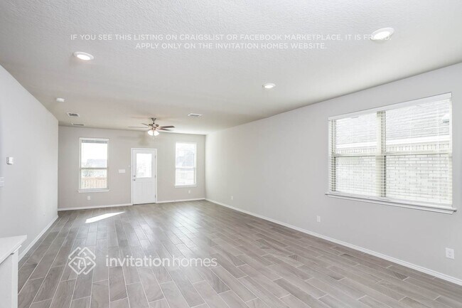 Building Photo - 10514 Briceway Ace