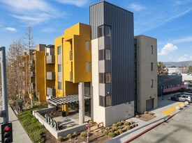 Building Photo - Met North