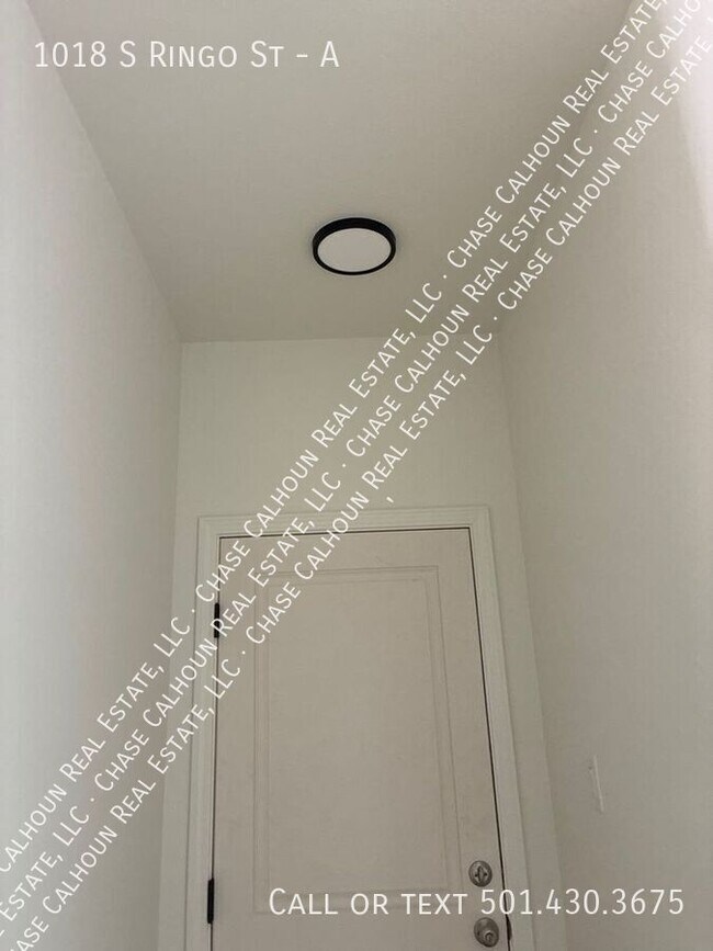 Building Photo - 1018 S Ringo St