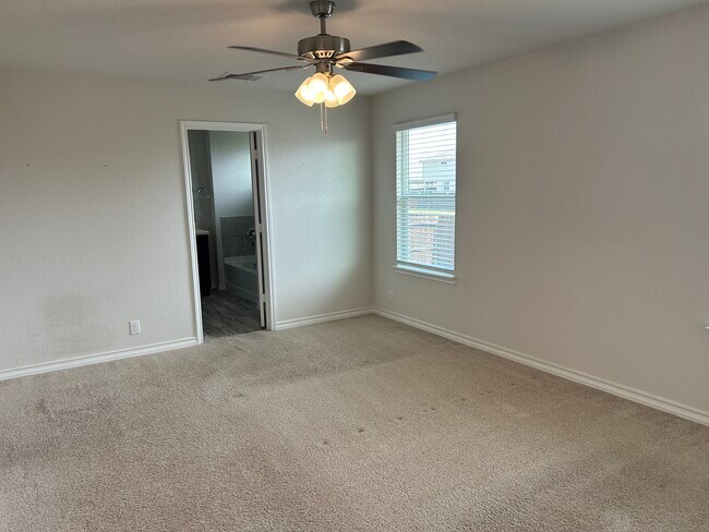 Building Photo - 216 Grand Rapids