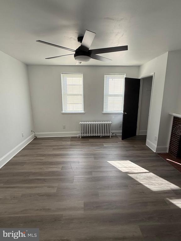 Building Photo - 4937 Walnut St