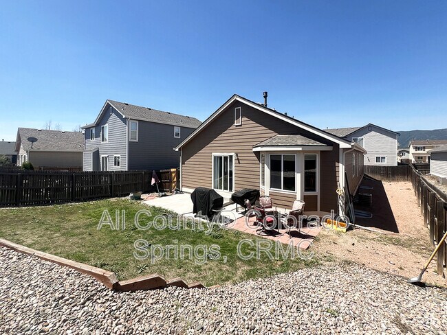 Building Photo - 14345 Woodrock Path