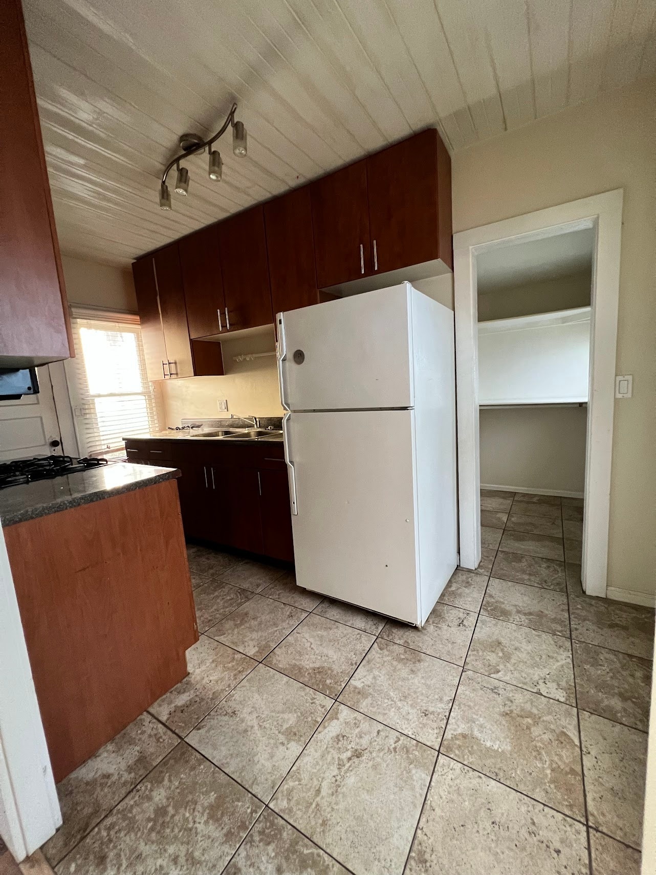 Building Photo - 1750 National Ave