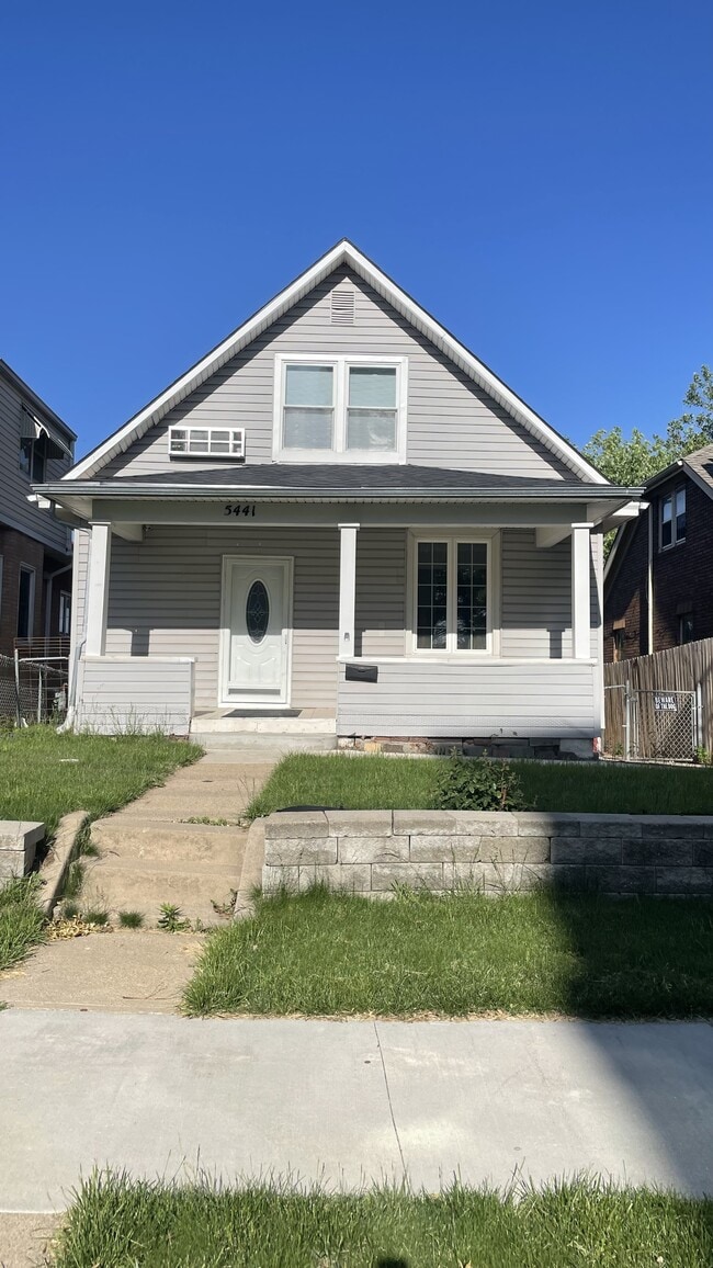 Building Photo - 5441 S 22nd St