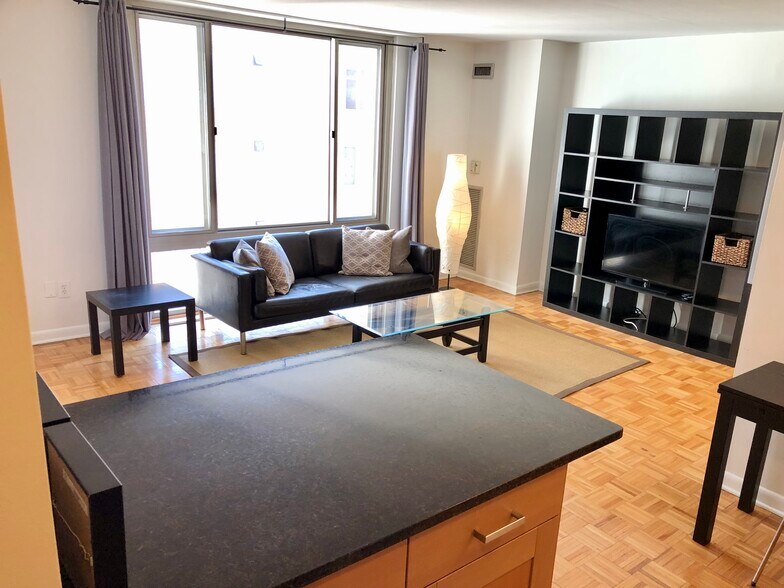 Living Room - 950 25th St NW