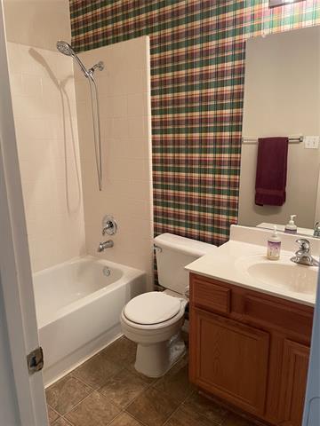 Building Photo - 5904 Pinyon Dr