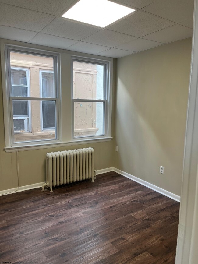 Building Photo - 7223 Ventnor Ave