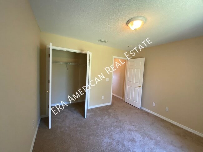 Building Photo - 6846 Fernandina Rd