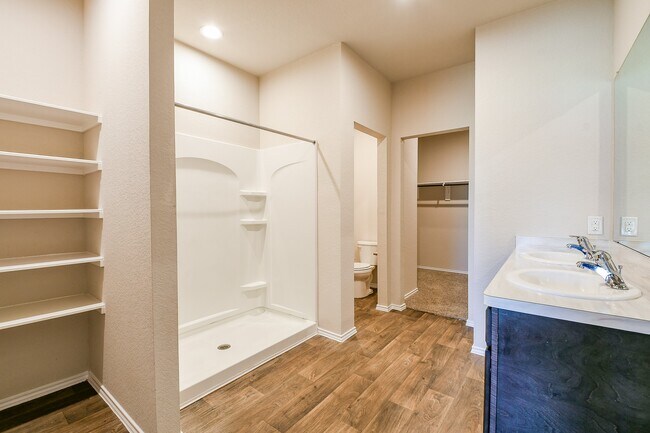 Building Photo - 16744 Lonely Pines Dr