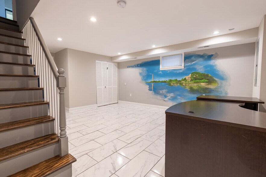 Basement Flex Space - 3922 E Capitol St NE