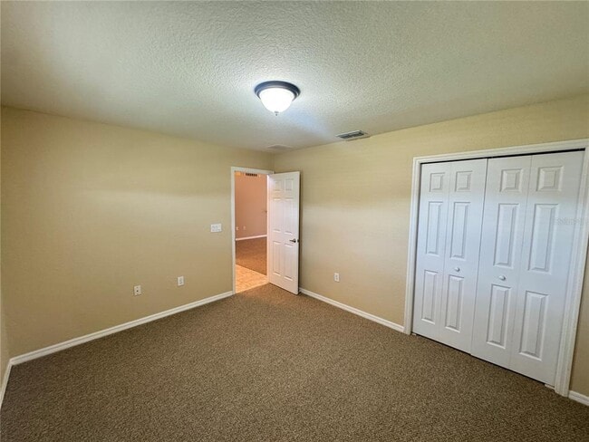 Building Photo - 4876 Summerfield Cir