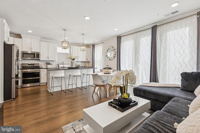 Building Photo - 42597 Nubbins Ter