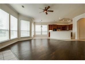 Building Photo - 4055 Victory Dr