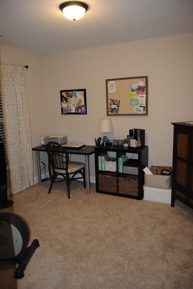 Building Photo - Spacious 4-Bedroom Home with Loft, New Carpet & Private Cul-de-Sac Location