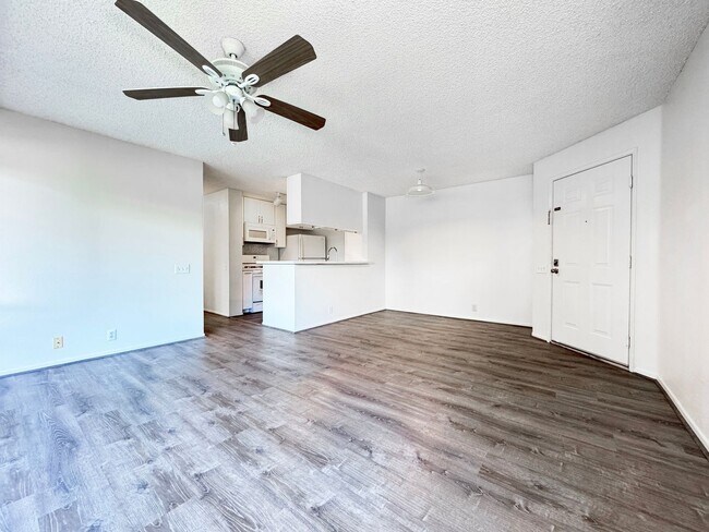 Primary Photo - Pet Friendly Ewa Beach Condo with A/C