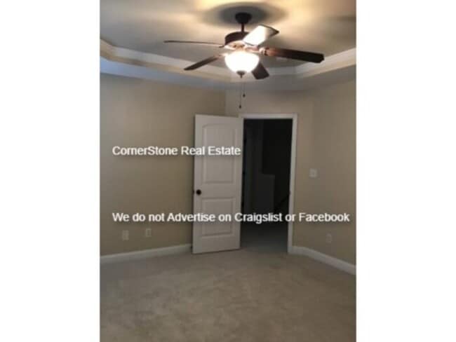 Building Photo - 440 Wood Point Dr