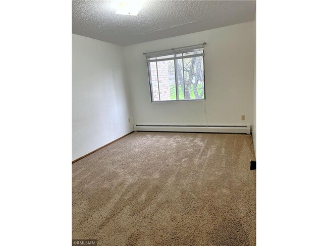 Building Photo - 539 S Wasson Ln