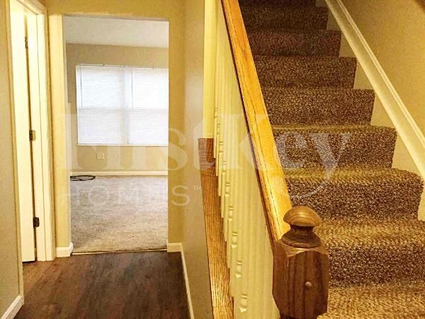 Building Photo - 8218 Melrose Ln