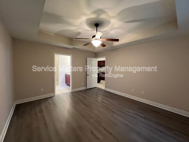 Building Photo - 6017 Autumn Pines Cir