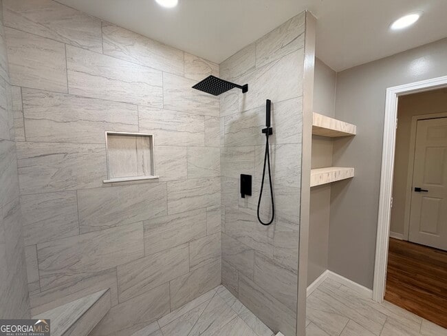 Building Photo - 1734 Cahoon St SW