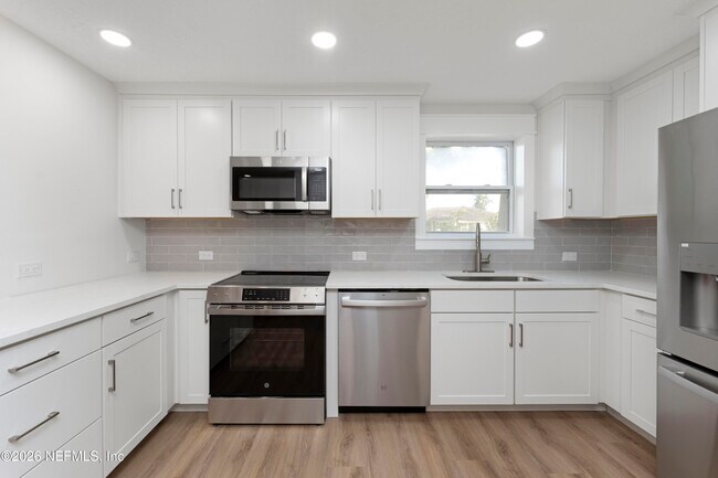 Building Photo - 4308 Worth Dr E