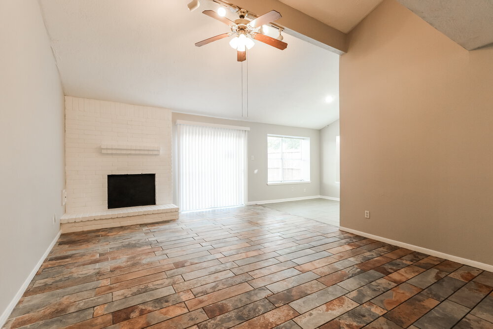 Building Photo - 4015 Adonis Dr