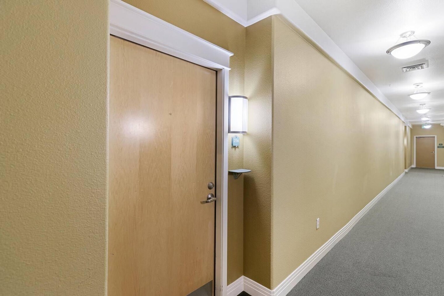 Building Photo - 10176 Park Meadows Dr