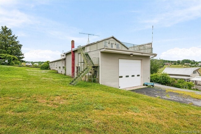 Building Photo - 35 Milburn Rd