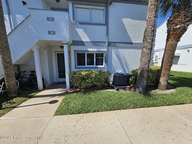 Primary Photo - 120 Beach Park Ln