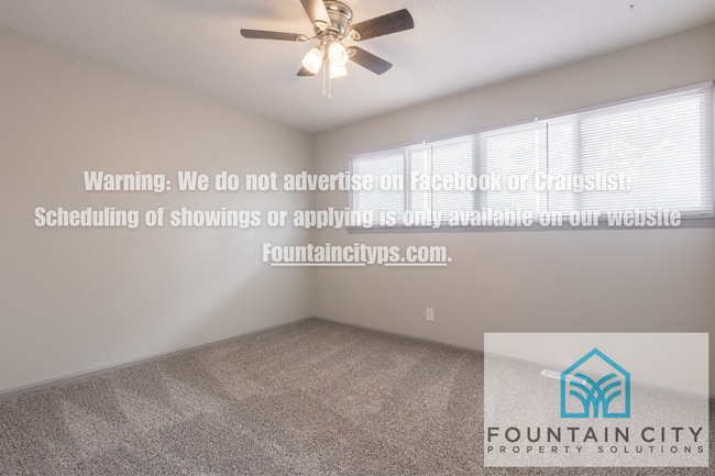 Building Photo - Spacious 4 Bed / 3 Bath Townhome in Liberty – Pet Friendly!