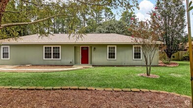 Building Photo - Studio apartment utilities included