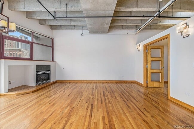 Building Photo - 1020 15th St