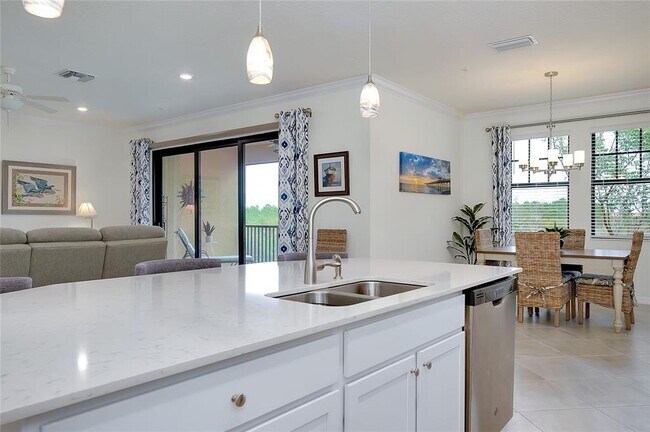 Building Photo - 10063 Crooked Crk Dr