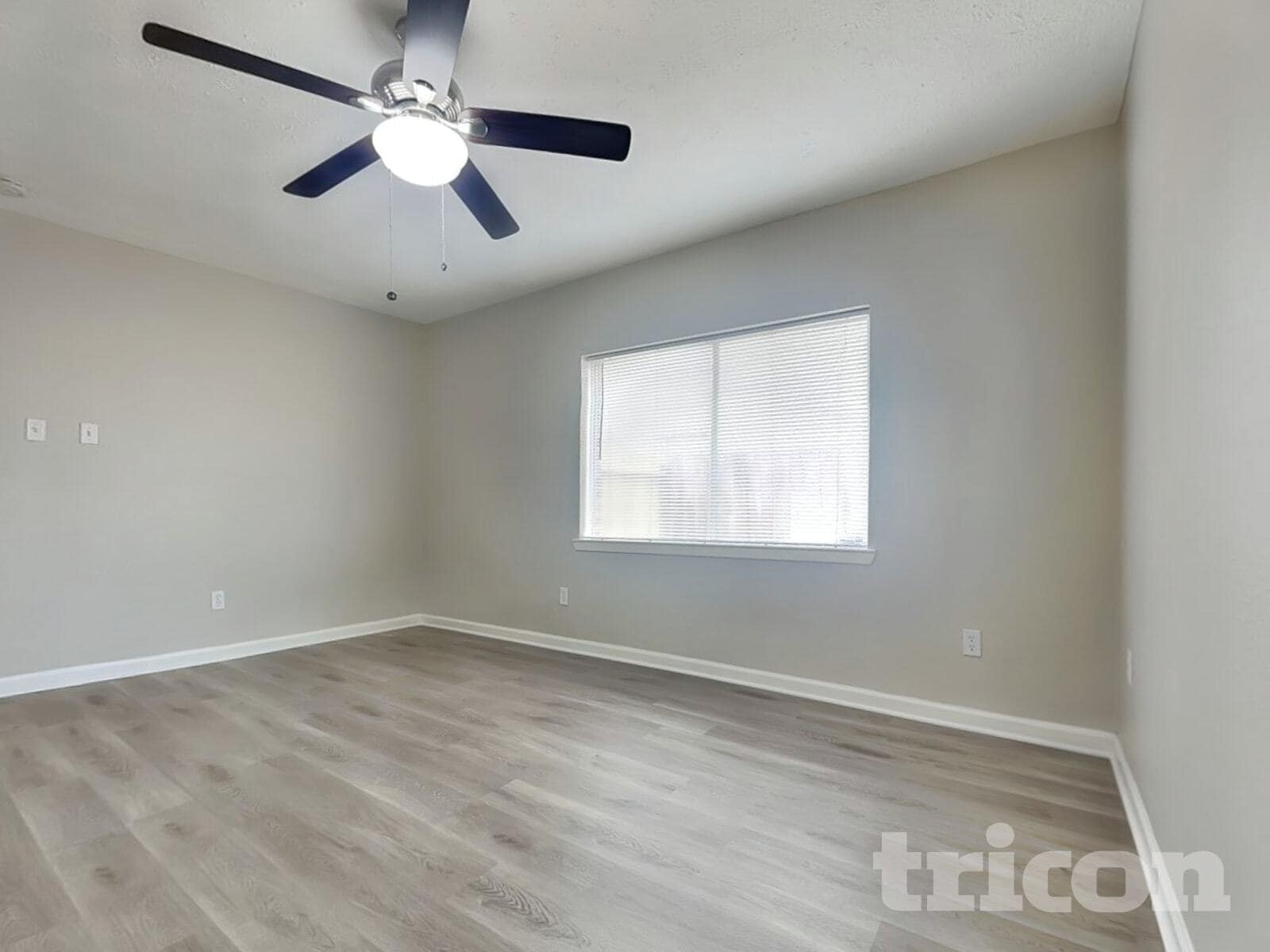 Building Photo - 2047 Lexington Woods Dr