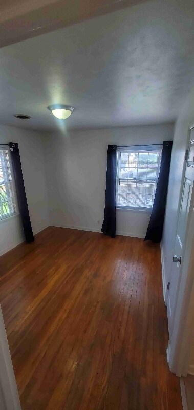 Building Photo - 202 E Washington St