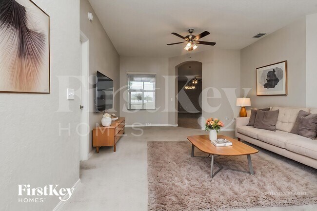 Building Photo - 10611 Carloway Hills Dr