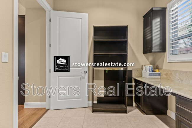 Building Photo - 1642 Pinot Pl