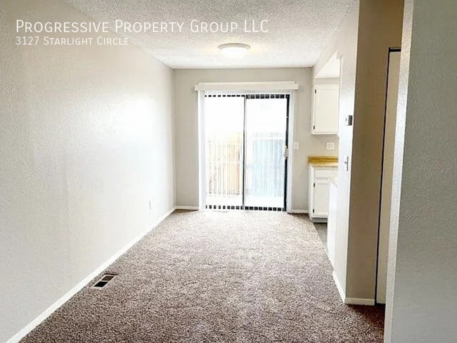 Building Photo - 3127 Starlight Cir