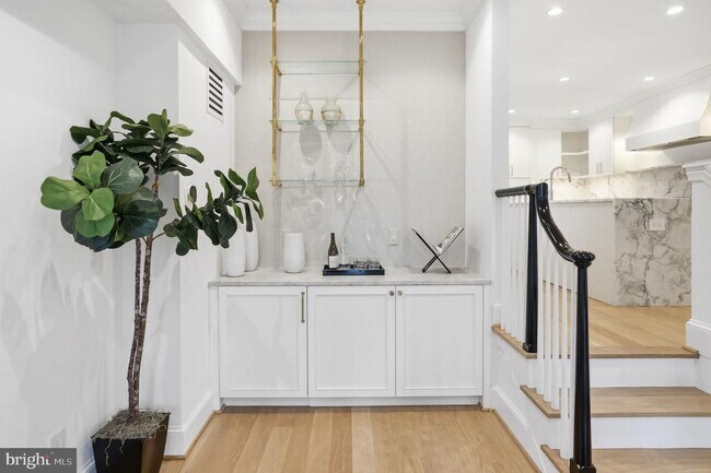 Building Photo - 3418 Reservoir Rd NW