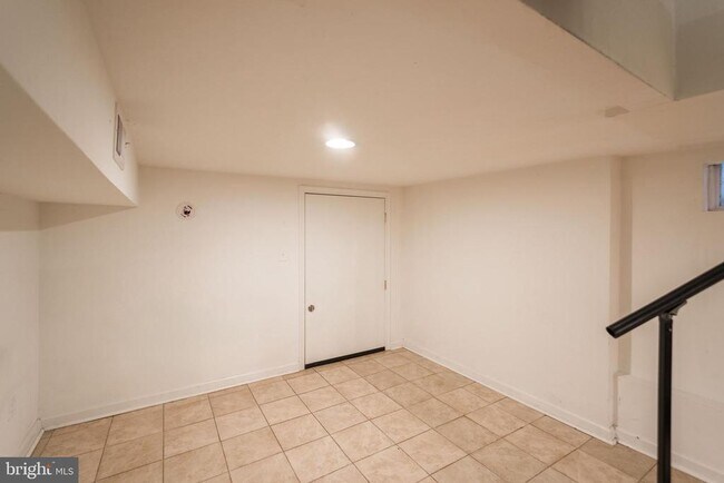 Building Photo - 4329 Osage Ave