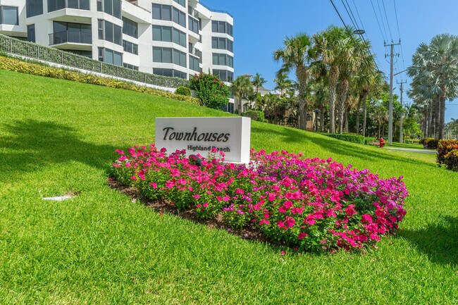Building Photo - 2565 S Ocean Blvd