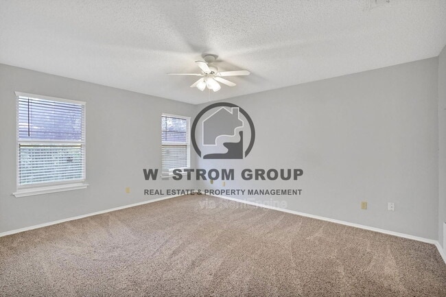 Building Photo - 1115 Stone Creek Dr