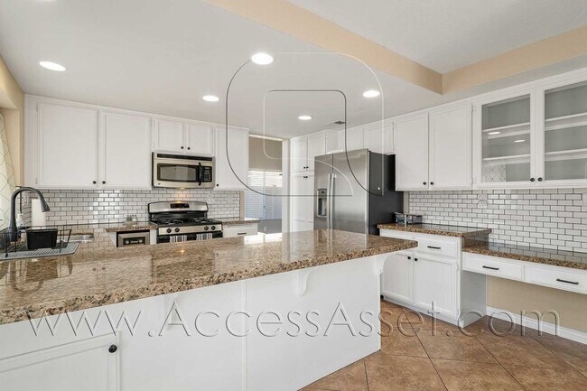 Building Photo - Beautiful 3 Bed/3 Bath Home In Temecula!