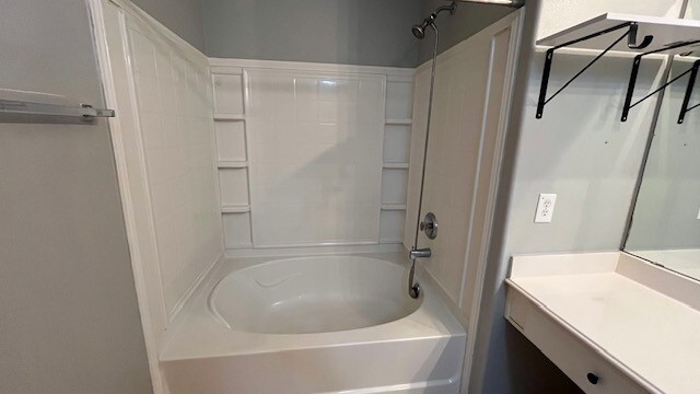 Building Photo - 5434 Cinnamon Lake Dr