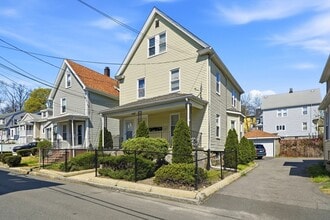 Building Photo - 10 Rockwell Terrace