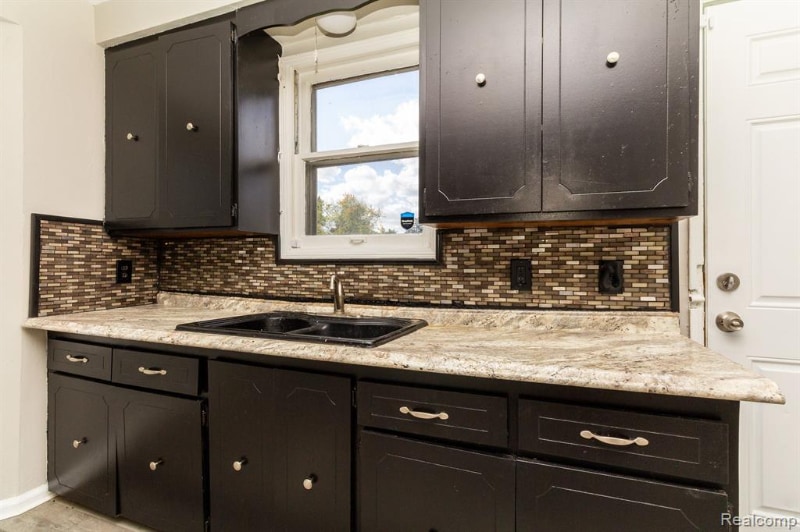 Building Photo - 16011 Manning St