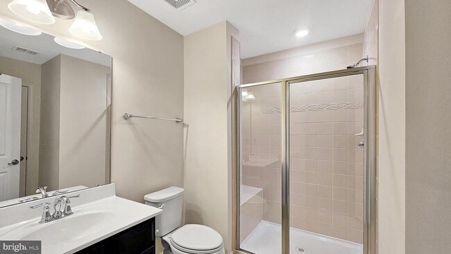 Building Photo - 43369 Southland St