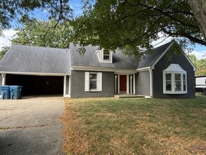 Building Photo - 8326 Christiana Ln